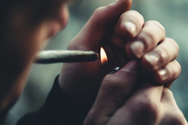 Understanding When Drug Possession Falls Under Federal Law defenses Understanding When Drug Possession Falls Under Federal Law defenses